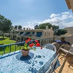 Pool Retreat At Clube Da Bemposta #2002 Алвор